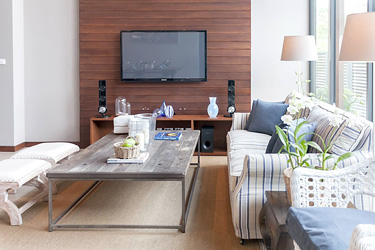 Living and Dining Area with garden and Pool View